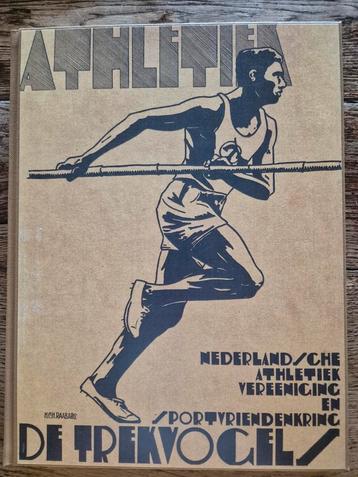 Ingebonden clubbladen athletiekvereniging "De Trekvogels".  beschikbaar voor biedingen