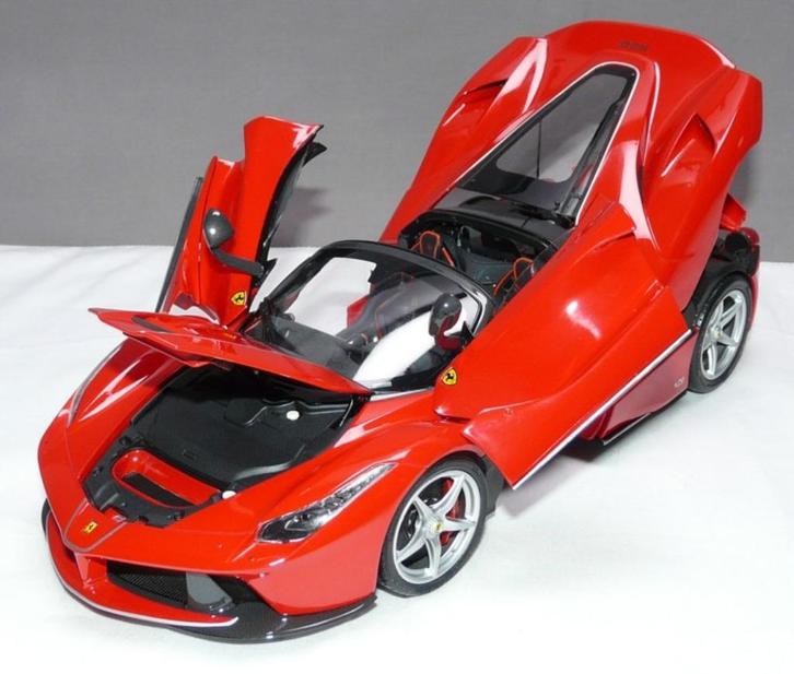 Ferrari LaFerrari Aperta Rood BBR182231 1:18 BBR Diecast, Hobby en Vrije tijd, Modelauto's | 1:18, Nieuw, Auto, Overige merken