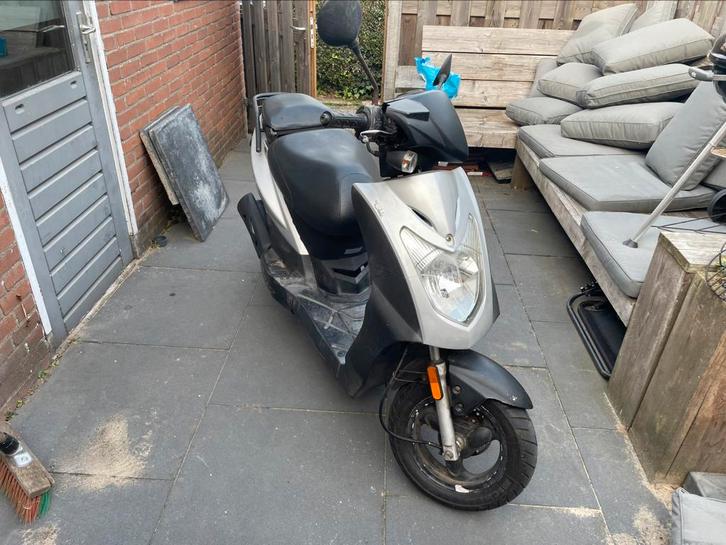 Kymco agilty 50, Fietsen en Brommers, Scooters | Kymco, Gebruikt, Agility, Maximaal 25 km/u, Benzine, Ophalen