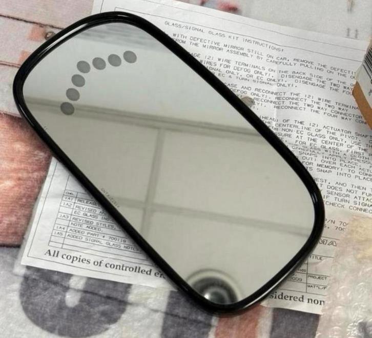 Cadillac 88892971 Genuine OEM Origineel Spiegel glas NIEUW, Auto diversen, Auto-accessoires, Nieuw, Ophalen of Verzenden