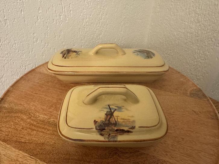 Vintage kammen en zeepbakje, Antiek en Kunst, Antiek | Keramiek en Aardewerk, Ophalen of Verzenden