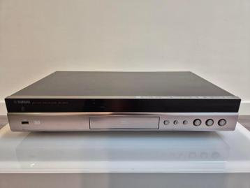 Yamaha BDS-677 - Blu-ray-speler beschikbaar voor biedingen