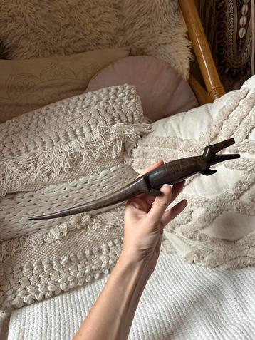 Houtsnijwerk: houten krokodil - vintage item beschikbaar voor biedingen