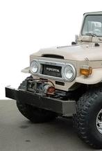 TOYOTA Landcruiser FJ serie of Bj serie  Grill, Ophalen of Verzenden, Voor, Toyota, Bumper