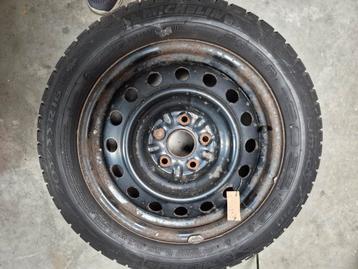 Winterbanden Michelin 205/55R16 op velg Toyota Verso beschikbaar voor biedingen
