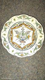 Faience Bord met Bloemmotief, Antiek en Kunst, Ophalen of Verzenden
