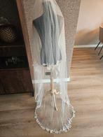 Nieuw prachtige sluier ivory calanthe kant met prijsje, Kleding | Dames, Trouwkleding en Trouwaccessoires, Ophalen of Verzenden