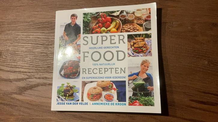 Jesse van der Velde - Superfood recepten, Boeken, Kookboeken, Zo goed als nieuw, Ophalen of Verzenden
