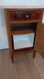 antiek wandkastje met marmeren plaat, Ophalen