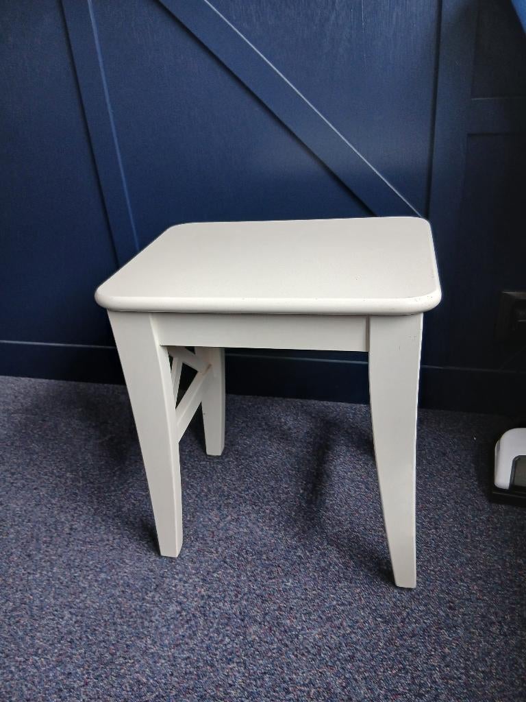 Wit ikea krukje, Ophalen, Gebruikt, Hout