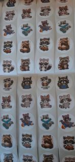 Nr. 25 :  Wasbeertjes / raccoon stickers 80 stuks ;  2,5 cm., Ophalen of Verzenden, Nieuw, Meerdere stickers