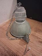 Industriële hanglamp grijs metaal., Ophalen of Verzenden, Zo goed als nieuw