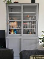 Grijze buffetkast met schuifdeuren, Huis en Inrichting, Ophalen, 200 cm of meer, 200 cm of meer, 25 tot 50 cm