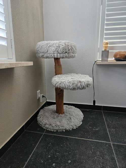 Designed by Lotte Krabpaal/ Ligbedden., Dieren en Toebehoren, Krabmeubelen, Zo goed als nieuw, Krabpaal, Ophalen