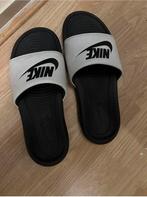 Originele Nike slippers – zo goed als nieuw, Kleding | Heren, Slippers, Zwart, Ophalen of Verzenden, Zo goed als nieuw