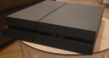 Nette Playstation 4 - Firmware Versie 11.02 beschikbaar voor biedingen