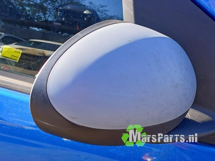 Buitenspiegel rechts van een Peugeot 107, Auto-onderdelen, Spiegels, Peugeot, Gebruikt, 3 maanden garantie, Ophalen of Verzenden