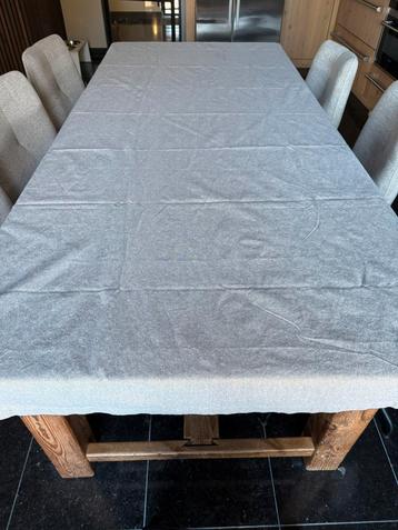 Mooi tafel kleed van de intratuin beschikbaar voor biedingen