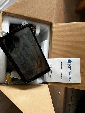 Autoradio met Andriod 7.1 met een groot display beschikbaar voor biedingen
