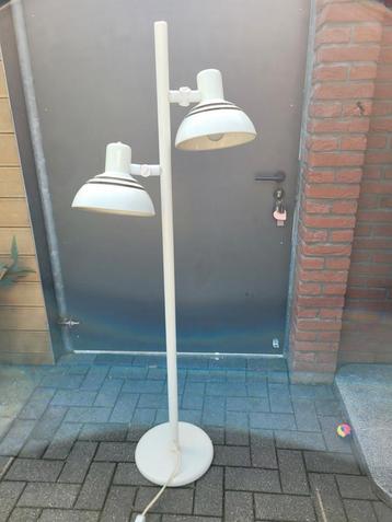 Vintage staande lamp 2 spots jaren 60 beschikbaar voor biedingen