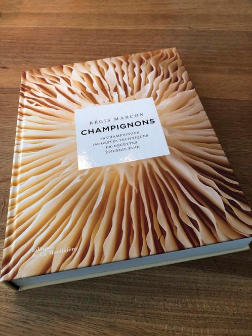 Champignons - Régis Marcon Kookboek, Boeken, Kookboeken, Zo goed als nieuw, Hoofdgerechten, Frankrijk, Vegetarisch, Ophalen of Verzenden