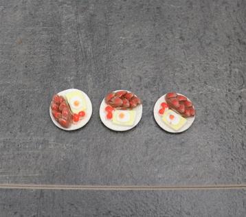 Bordje ontbijt dadels, aardbei ei miniatuur nieuw 1:12 - 1st beschikbaar voor biedingen