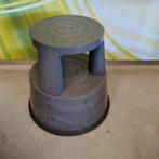 Opstapkruk Olifantpoot grijs Wedo, Huis en Inrichting, Krukjes, Ophalen, Gebruikt, Kunststof