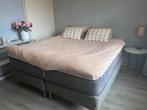 Ikea boxpring bed met Dreamea matras, Ophalen of Verzenden, Gebruikt, Tweepersoons, Grijs