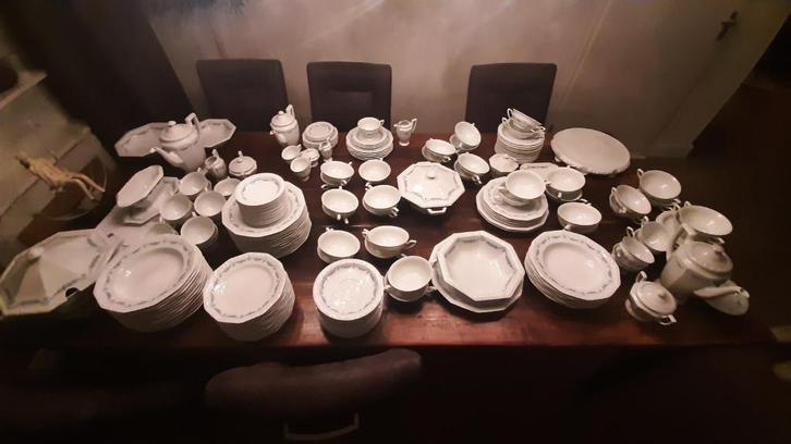 Servies delen Rosenthal Maria Classic Rose - Rosenkante Blau, Antiek en Kunst, Antiek | Servies los, Verzenden