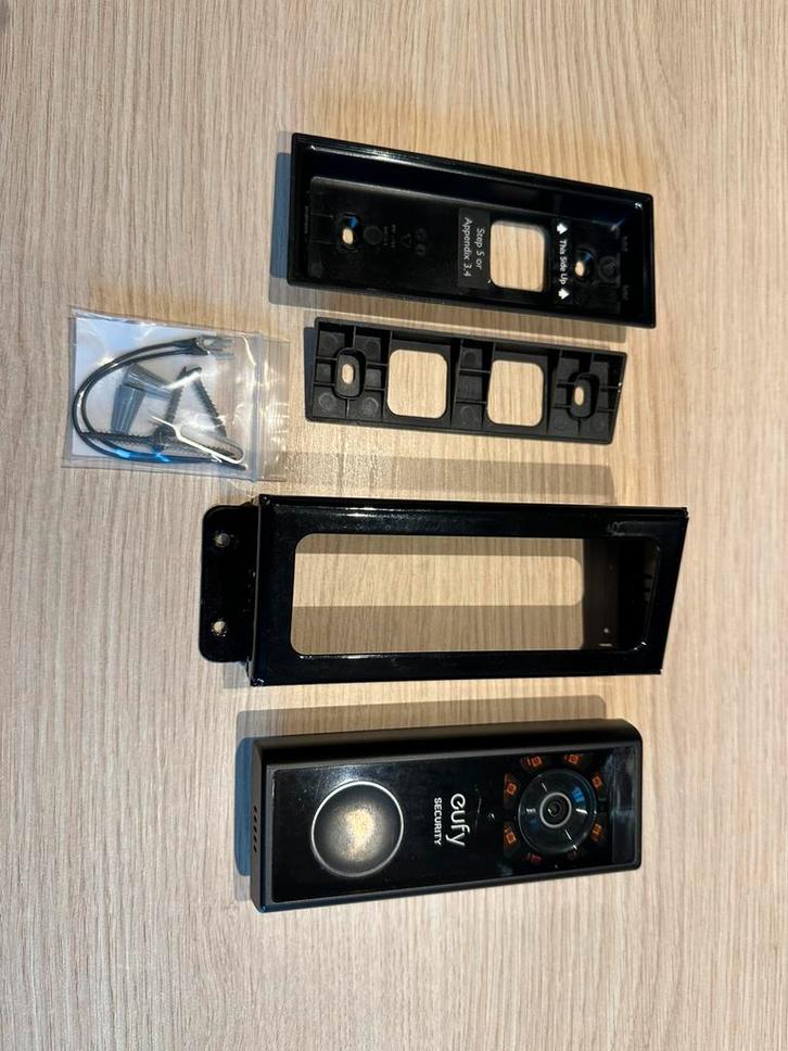 Eufy 2K deurbelcamera, Huis en Inrichting, Deurbellen, Gebruikt, Bedraad, Ingebouwde camera, Compatibel met smartphone, Bewegingsdetectiesensor