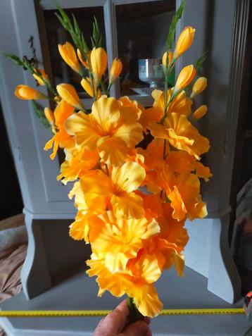 Set kunstbloemen geel 6 stuks beschikbaar voor biedingen