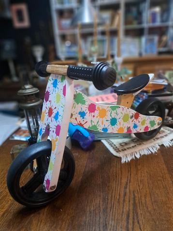 Houten Loopfiets - Verfspatten Design beschikbaar voor biedingen