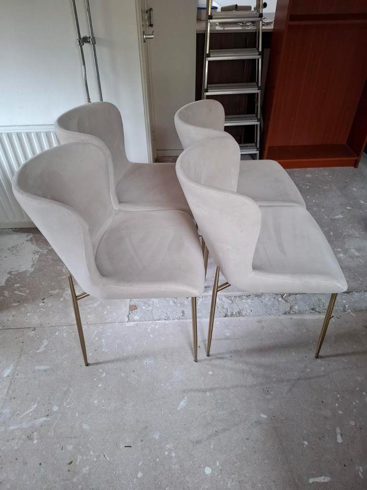 Westwing Tess fluwelen stoel - beige, Huis en Inrichting, Stoelen, Twee, Overige kleuren, Ophalen