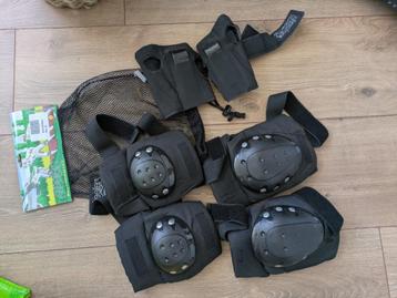 Beschermset skeelers (maat M) beschikbaar voor biedingen