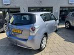Toyota Verso 1.6 VVT-i Airco Trekhaak Dealer ODH, Auto's, Toyota, Voorwielaandrijving, 4 cilinders, Blauw, 132 pk