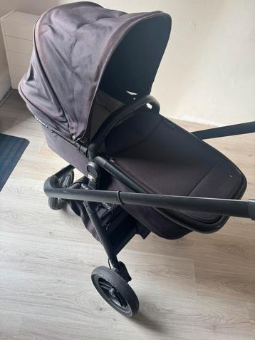 Kinderwagen Dubatti 1 All Black 2in1 incl Maxi-Cosi adapters beschikbaar voor biedingen