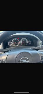 Opel Vectra 2.2 16V SDN AUT 2005 Grijs, Auto's, 74 €/maand, 4 cilinders, 715 kg, Vectra