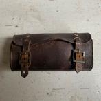 Oud leren zadeltasje *tres belle*, Ophalen of Verzenden, Oldtimer, Zadel