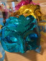 Maskers in diverse kleuren, Ophalen, Nieuw