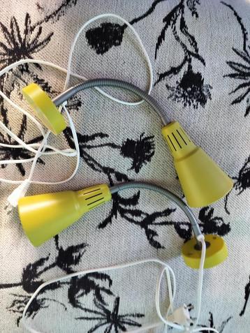 2x IKEA Kvart lamp limoengroen beschikbaar voor biedingen