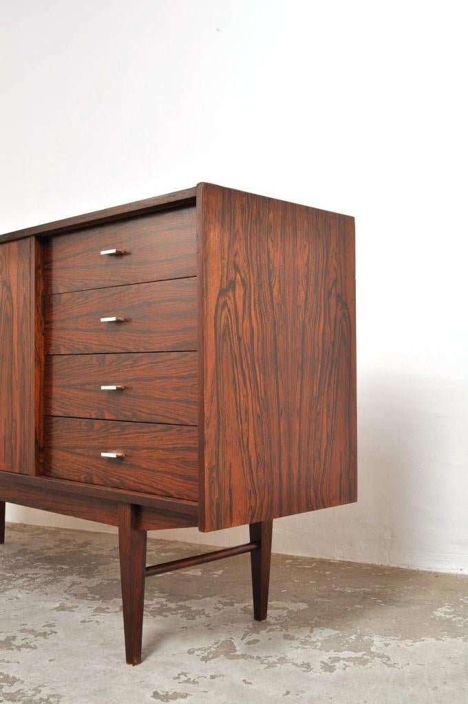 Vintage palissander lowboard dressoir tv-meubel jaren 60, Ophalen of Verzenden, Gebruikt, 25 tot 50 cm, 150 tot 200 cm