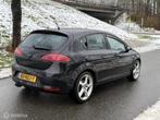Seat Leon 1.4 TSI Active Style*NEW APK 12/26*SCHERM*AIRCO, Auto's, Gebruikt, 4 cilinders, Leon, Zwart