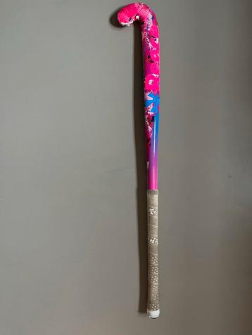 Hockeystick Reece Junior, geschikt voor veld beschikbaar voor biedingen