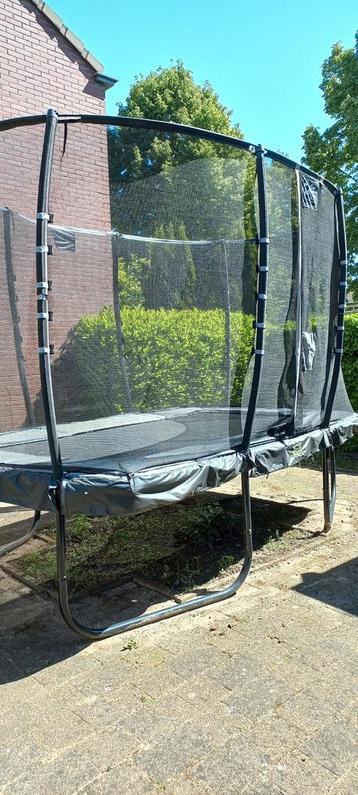 Mooie stevige Exit trampoline beschikbaar voor biedingen
