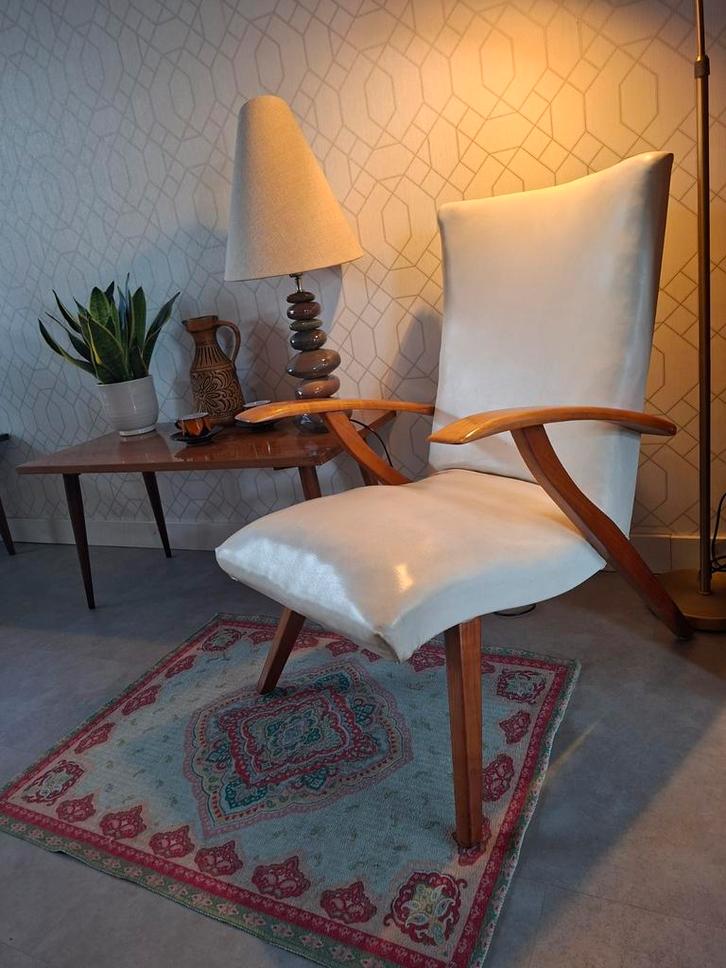 Vintage fauteuil mid-century modern, Huis en Inrichting, Fauteuils, Gebruikt, Hout, Kunststof, 50 tot 75 cm, 75 tot 100 cm, Ophalen