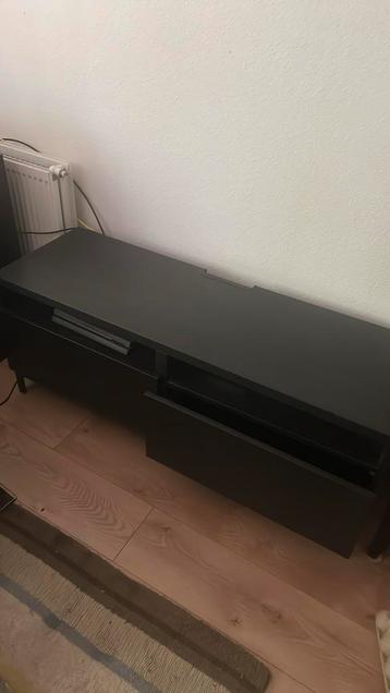 TV meubel Ikea, zwart. 
