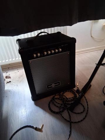 Nieuwe Gear4music Versterker beschikbaar voor biedingen