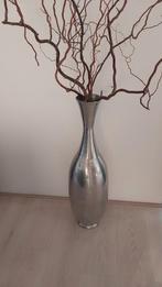 Vaas van gegoten aluminium., Huis en Inrichting, Woonaccessoires | Vazen, Ophalen of Verzenden, Overige kleuren, Overige materialen