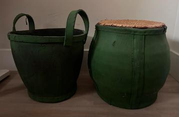 Groene stoere opberg bak en kruk! beschikbaar voor biedingen