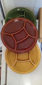 Vintage fondueborden, geel, groen en roodbruin, 8x, Gebruikt, Ophalen of Verzenden, Bord(en), Overige stijlen